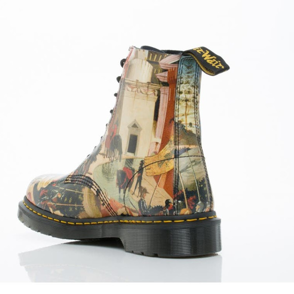 Dr. Martens Men's D'Antonio Pascal Renaissance Leather Boots - Picture 5 of 15